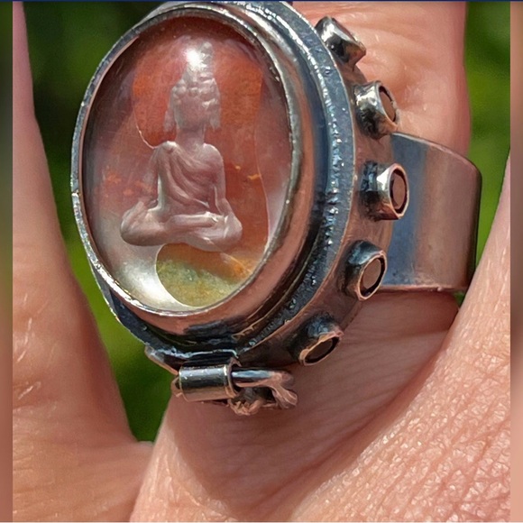 one of a kind treasure box (poison) ring. Sterling garnet jasper carved Buddha - Picture 5 of 14